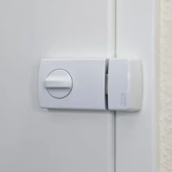 Brico Deursloten-Abus Deurbijzetslot Met Kierstandhouder 2110 Wit