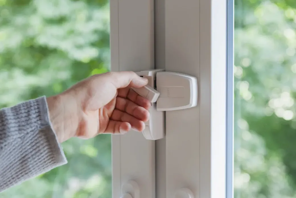 Brico Raambeveiliging-Abus Raamslot Dfs95 Wit
