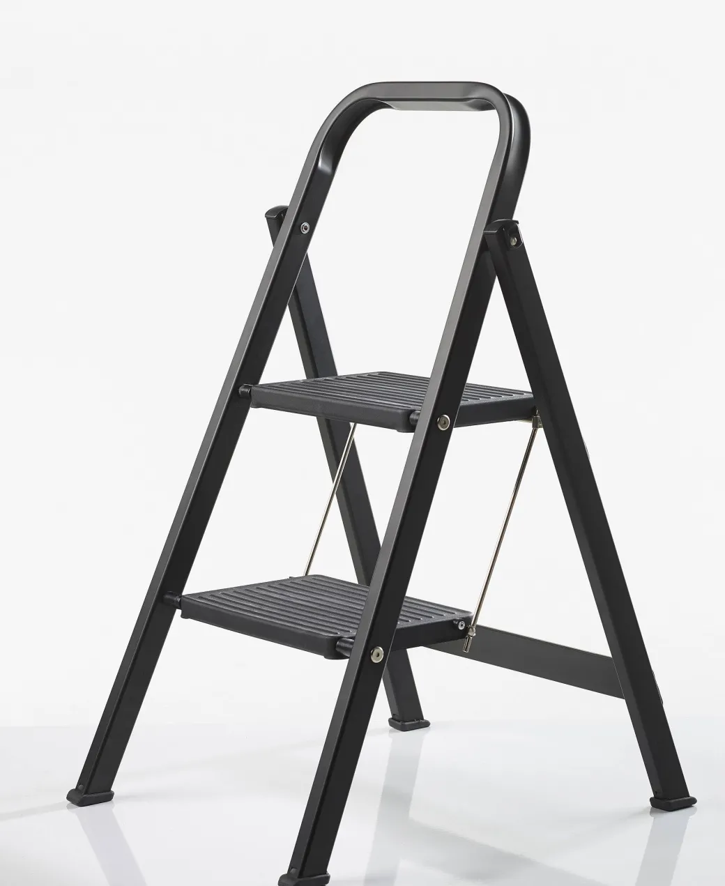 Altrex Huishoudtrap Giant Total Black 2-Treeds|Brico Outlet
