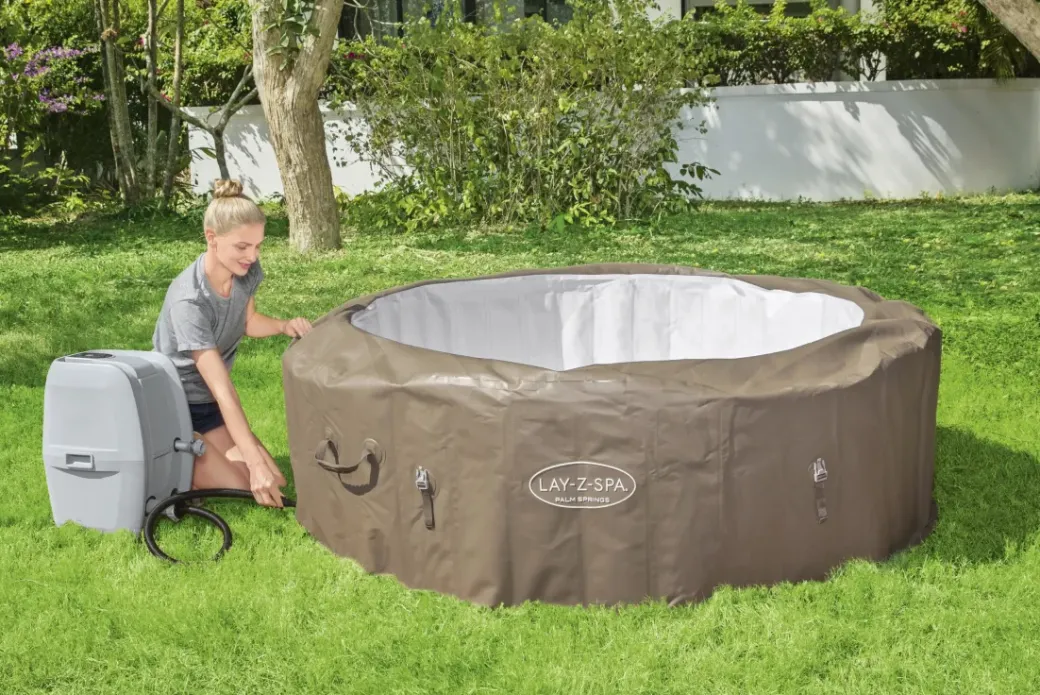 Brico Spa En Jacuzzi-Bestway Lay-Z-Spa 60017, 916 L, 6 Personen, Rond, Bubbelmassage / Airjet, Beige, Wit