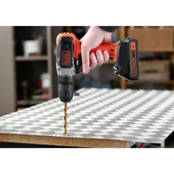 Black+Decker Accuboormachine Bcd001C2-Qw 18V (2 Accu'S)|Brico Clearance