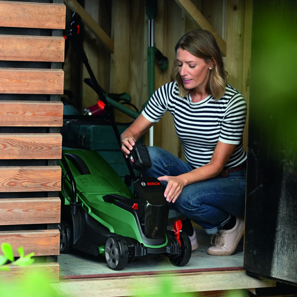 Bosch Accu Grasmaaier Citymower 18V-32 18V 4,0Ah Li-Ion (Zonder Accu)|Brico Sale