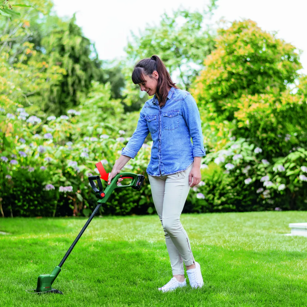 Bosch Accu Grastrimmer Easygrasscut 18-26 18V 2,5Ah (Zonder Accu)|Brico Clearance