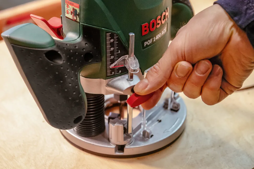 Bosch Bovenfrees Pof1400Ace 1400W|Brico Online