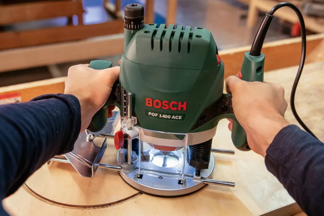 Bosch Bovenfrees Pof1400Ace 1400W|Brico Online