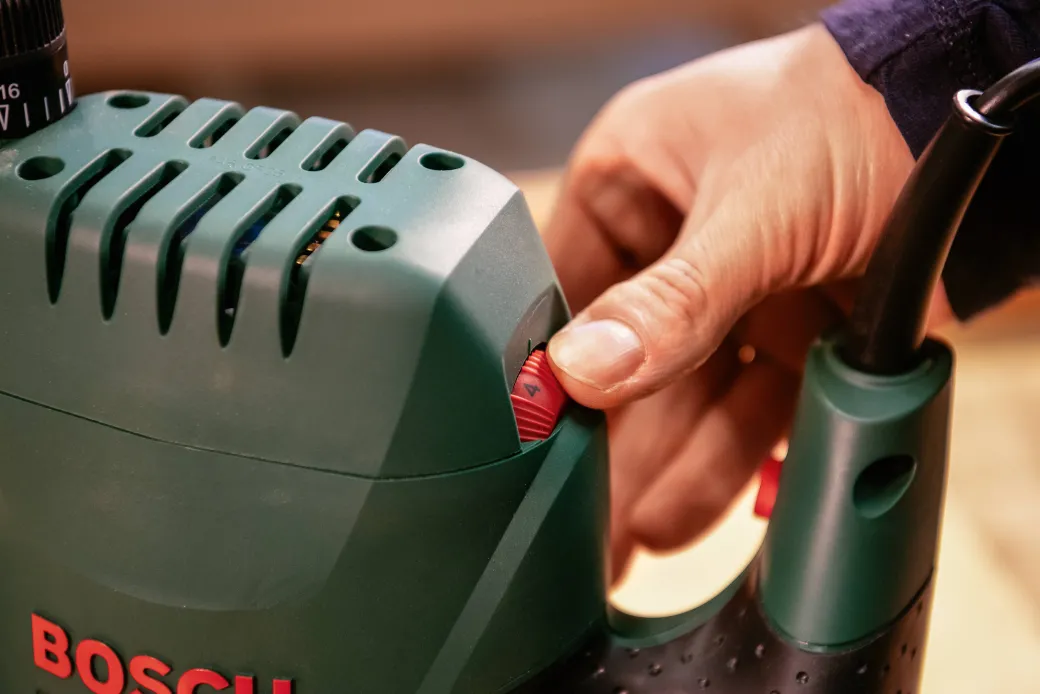 Bosch Bovenfrees Pof1400Ace 1400W|Brico Online