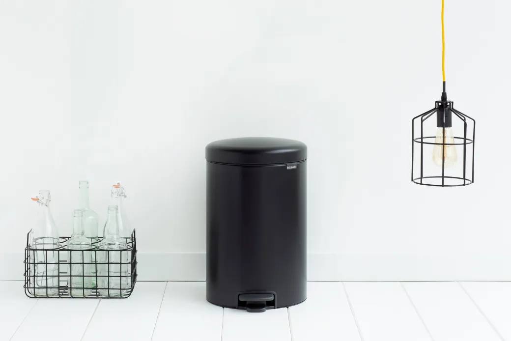 Brabantia Pedaalemmer Newicon Matt Black 20L|Brico Sale