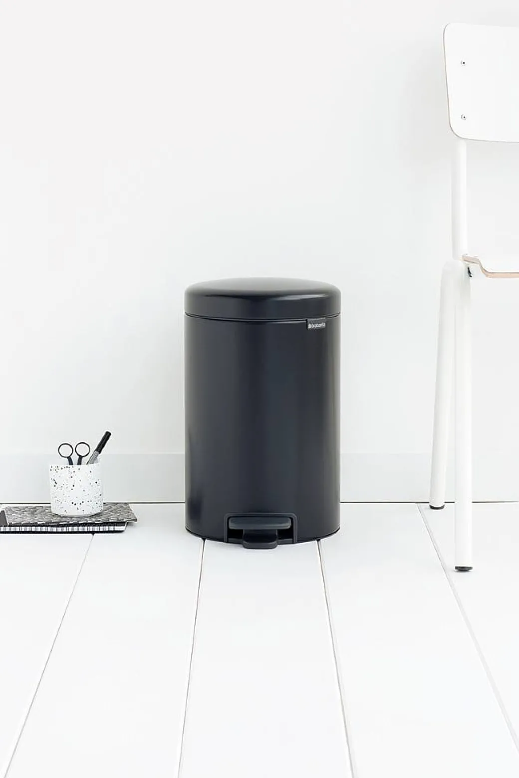 Brabantia Pedaalemmer Newicon Matt Black 12L|Brico Outlet
