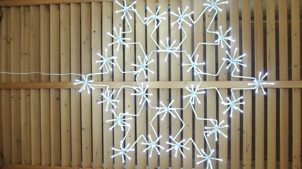 Central Park Sneeuwvlok Kerstverlichting Koel Wit 82X72Cm|Brico Outlet