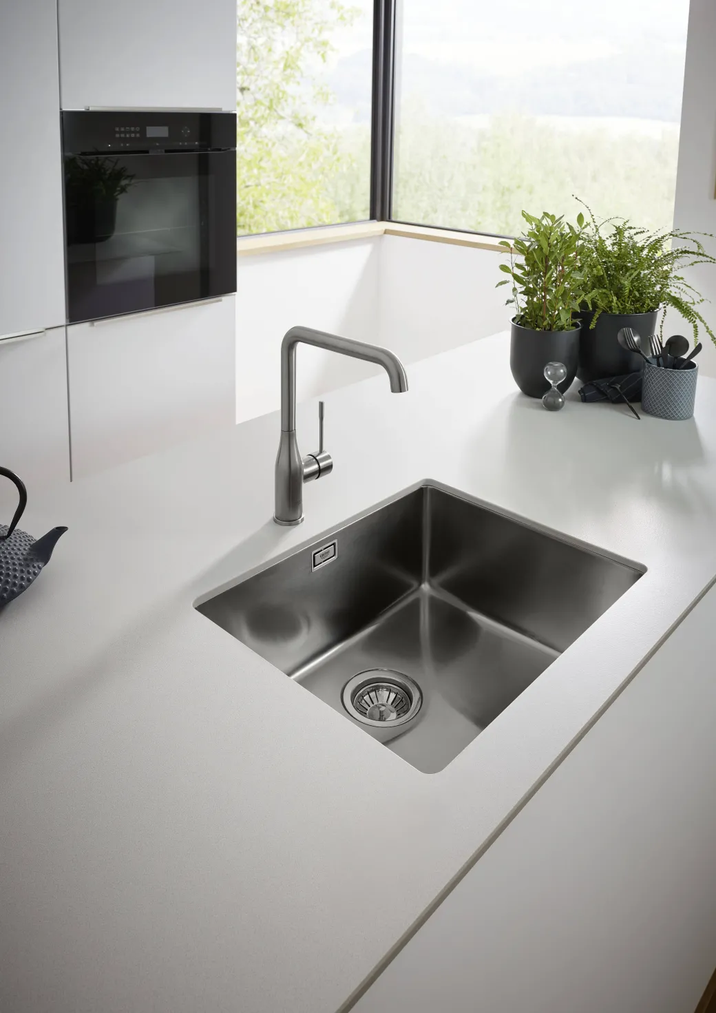 Grohe Keukenmengkraan Essence Hard Graphite Zwart Geborsteld|Brico Online