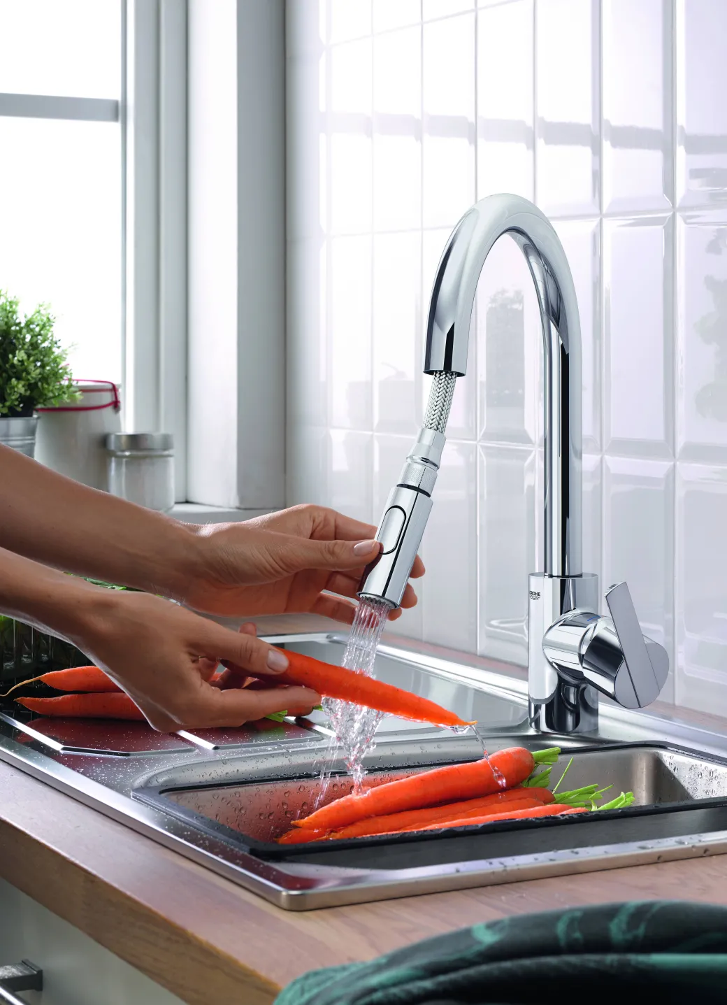 Grohe Keukenmengkraan Feel Met Uittrekbare Handdouche Chroom|Brico