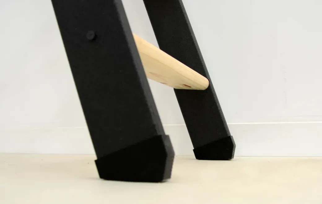 Brico Zoldertrappen-Handystairs Uitschuifbare Steektrap Max6 - H=152 Cm - Grenenhout - Zwart