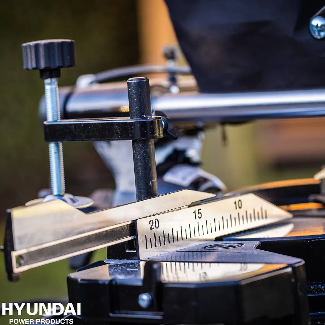 Hyundai Radiaal Afkortzaag 1700W|Brico