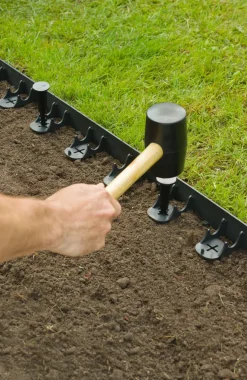 Brico Opsluitbanden & Boordstenen-Nature Grasranden Pp/Pe Zwart 100X4,5Cm 4 Stuks