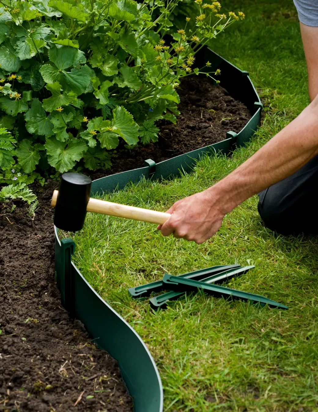 Brico Opsluitbanden & Boordstenen-Nature Grondpennen Voor Tuinborder Polyethyleen Groen 1,9X1,8X26,7Cm 10 Stuks
