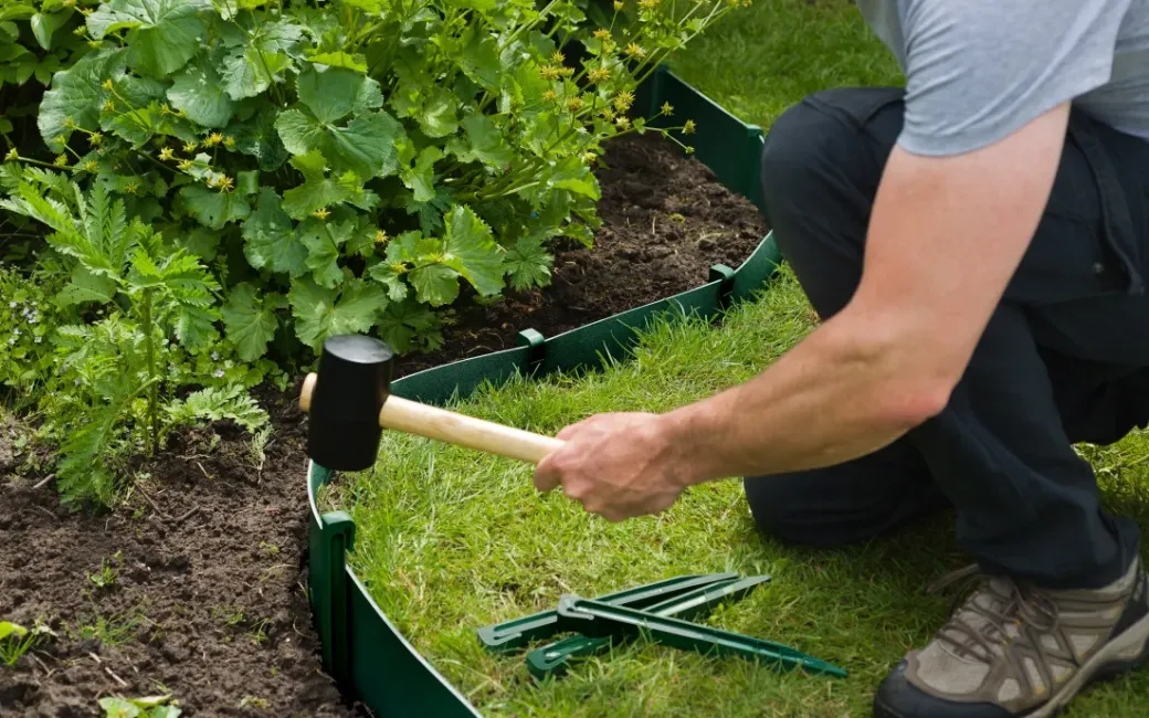 Brico Opsluitbanden & Boordstenen-Nature Grondpennen Voor Tuinborder Polyethyleen Groen 1,9X1,8X26,7Cm 10 Stuks