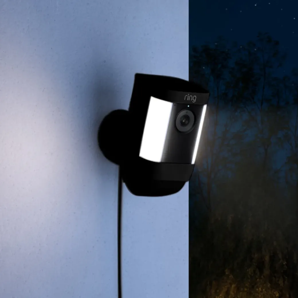 Brico Beveiligingscamera-Ring Beveiligingscamera Spotlight Cam Pro - Plug-In - 1080P Hd-Video - Zwart