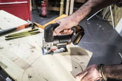Worx Decoupeerzaag Op Accu Wx543 20V (1 Accu)|Brico Online