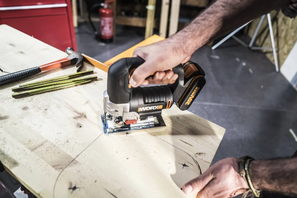 Worx Decoupeerzaag Op Accu Wx543 20V (1 Accu)|Brico Online